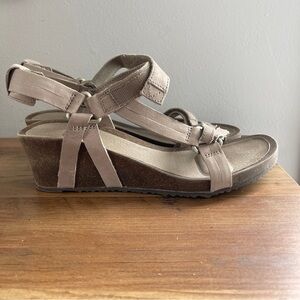 COPY - Teva Tan Wedge Sandals with Adjustable Straps